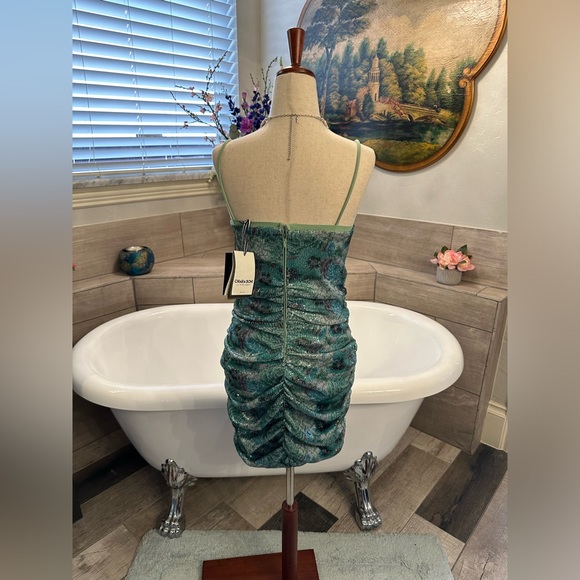 NWT Chiara Boni Exclusive Neiman Cocktail Party Pastel Floral Ruched Dress - Picture 9 of 15